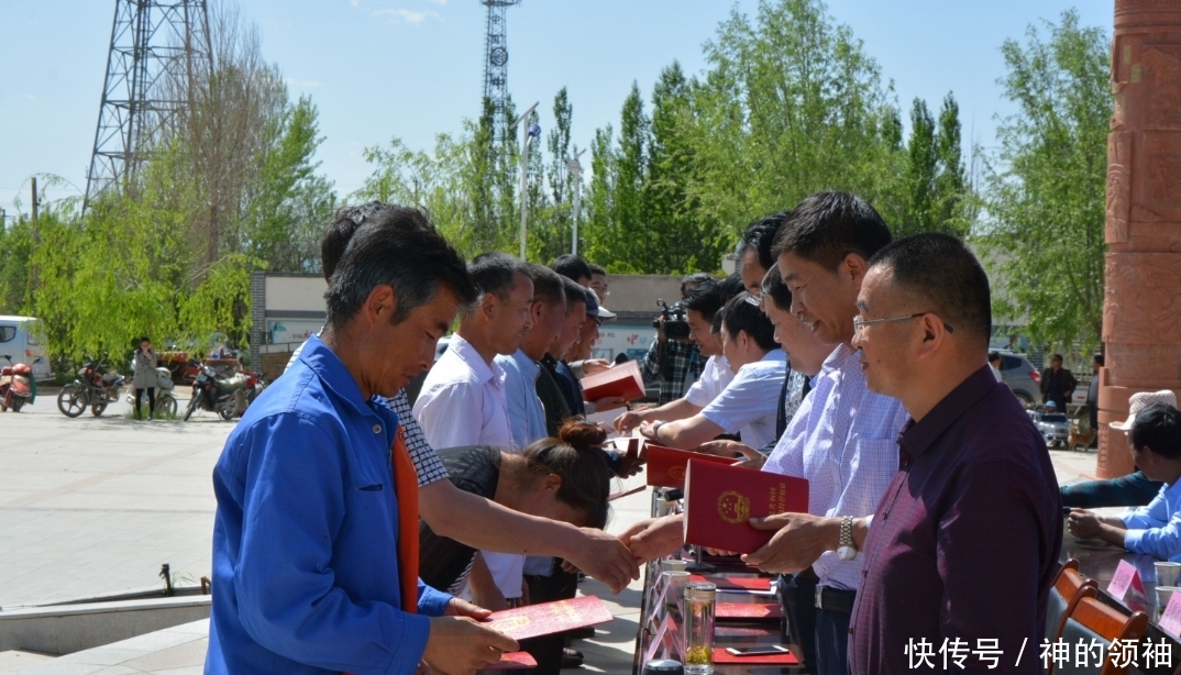 明年起，部分农民可领15万建房补助，村民自愿，村干部不得强制