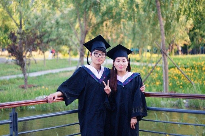 电动车充电夺走两个年轻孩子的生命，哥哥出头喊冤，袁立微博求助