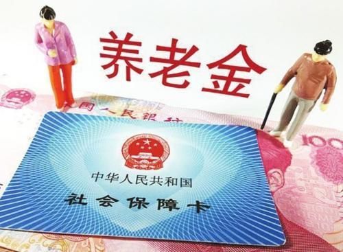  单位提交：92年卫校毕业以工人身份到医院工作，后干专业技术，5