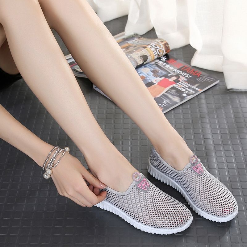 矮个子媳妇从不穿累脚的高跟鞋,只穿这种鞋子,一样洋气有女人味