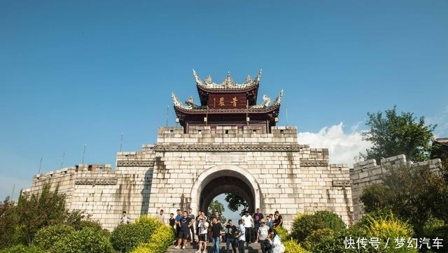 贵州保存最完好的古镇,消费低且景色美得没话说,古镇爱好者必去