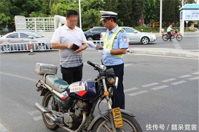 4月中将禁摩、禁电老百姓对自己的出行进入迷茫，专家来帮忙！