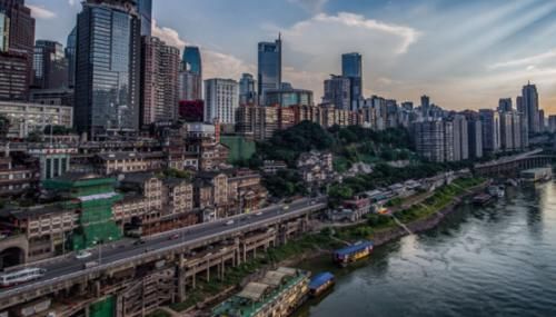 国内花钱少景色却非常优美的城市，景点几乎全免费，一碗面条只要