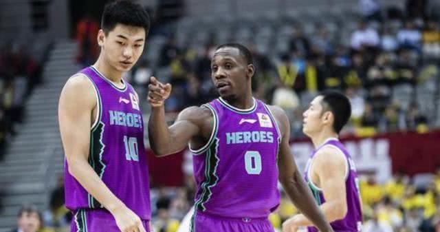 杀入前四意外吗?CBA传奇外援乃功勋主帅冲击