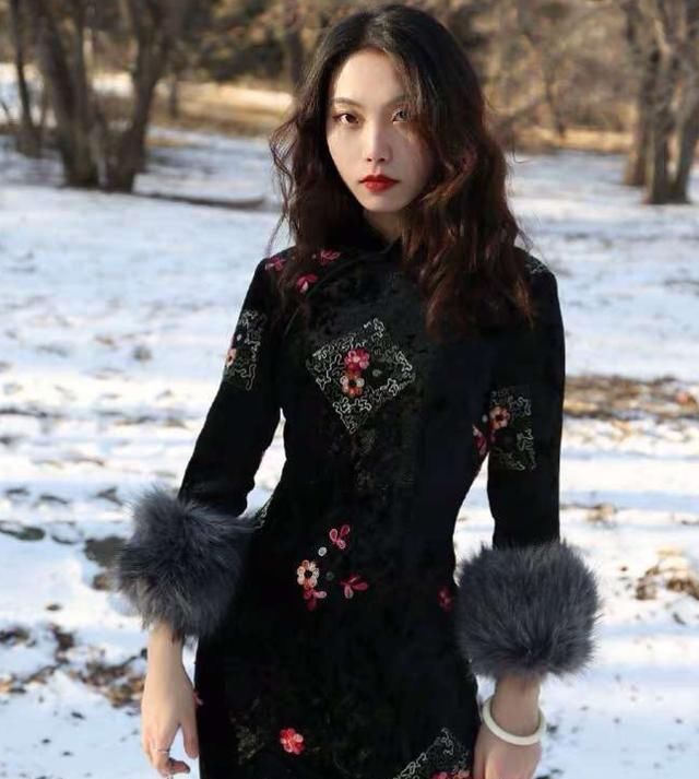 【女人】2020年3款好看的旗袍,迷人又华丽,女人就该有件像样的旗袍