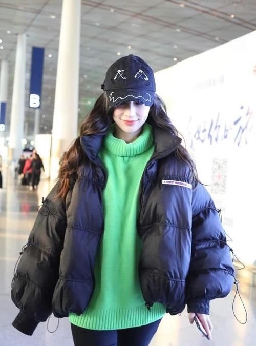 「帽子的搭配」帽子的五种搭配术,每一款都是服装搭配的点睛之笔,这样戴准没错