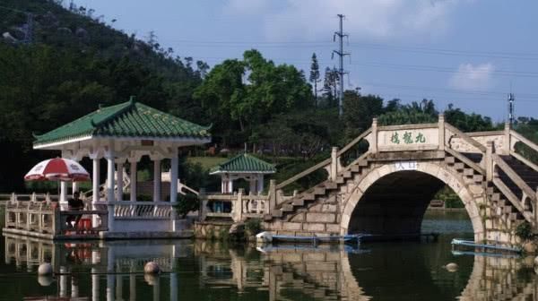 中国最宜居城市，与香港隔海相望，现已成为二线