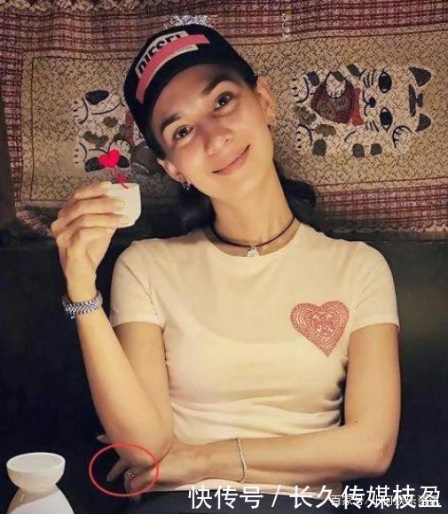 韩庚卢靖姗婚礼多大