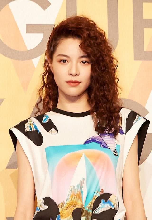  『女人』女人不管多大年纪，这4种“发型”再流行也别剪，丑得像杀马特！