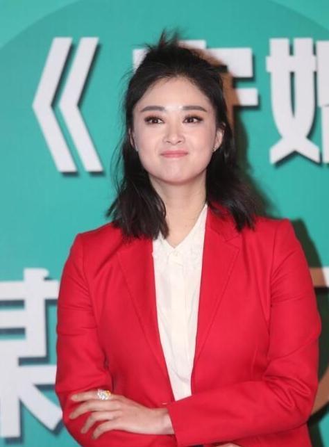 我不相信这是蒋欣，减肉速度太快，现在的她真是美哭了！