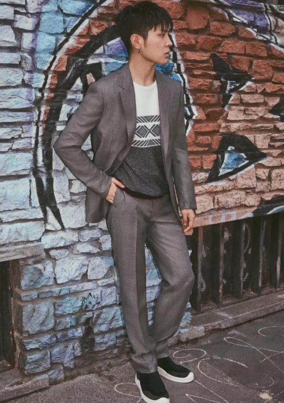 可机洗的休闲西装，男人穿衣就是要方便，而且不失体面!