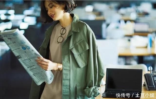 #针织衫#5件春季单品穿出15天的时尚搭配,优雅不重样