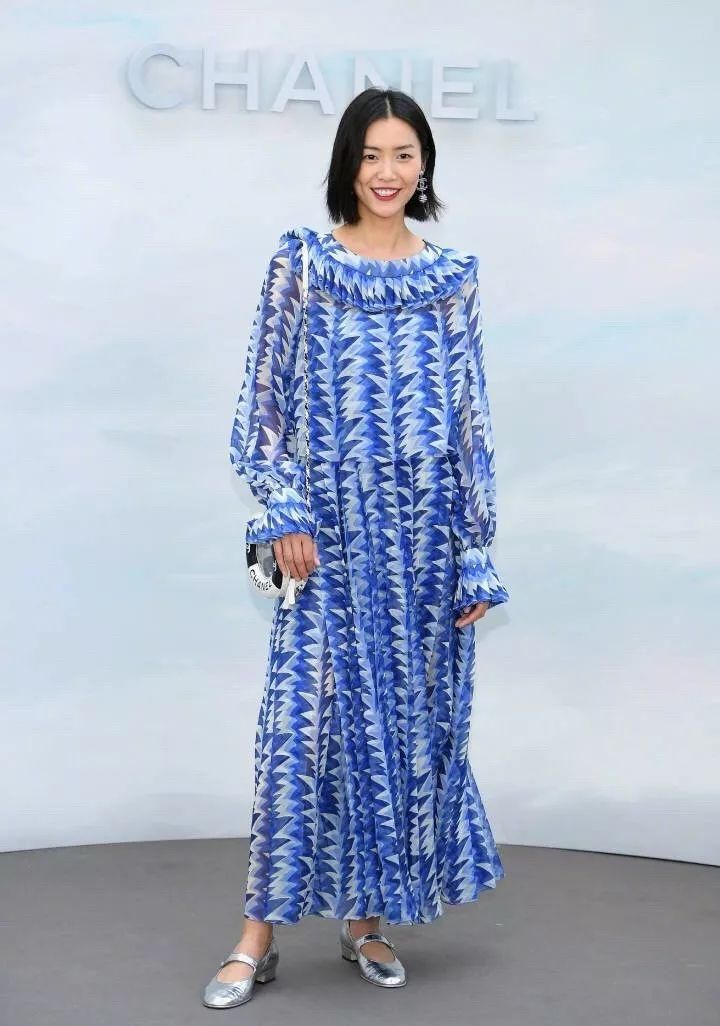 T型台 | 刘雯周迅比美，我迷茫了