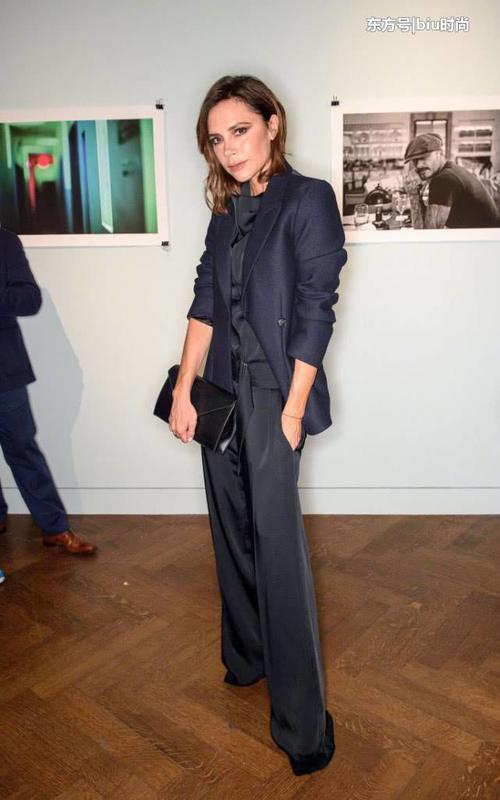 从来不会笑的她为何多年来贝克汉姆对她情有独钟？