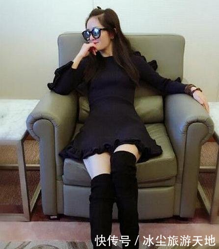 陈乔恩谢娜同框好忧桑，说好的做闺蜜，却一个似女神，一个似路人