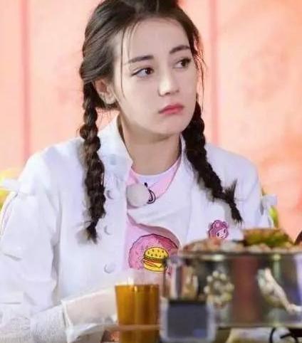 辫子是村姑专属？最全迪丽热巴Baby宣仪郑爽杨幂高级辫子盘点