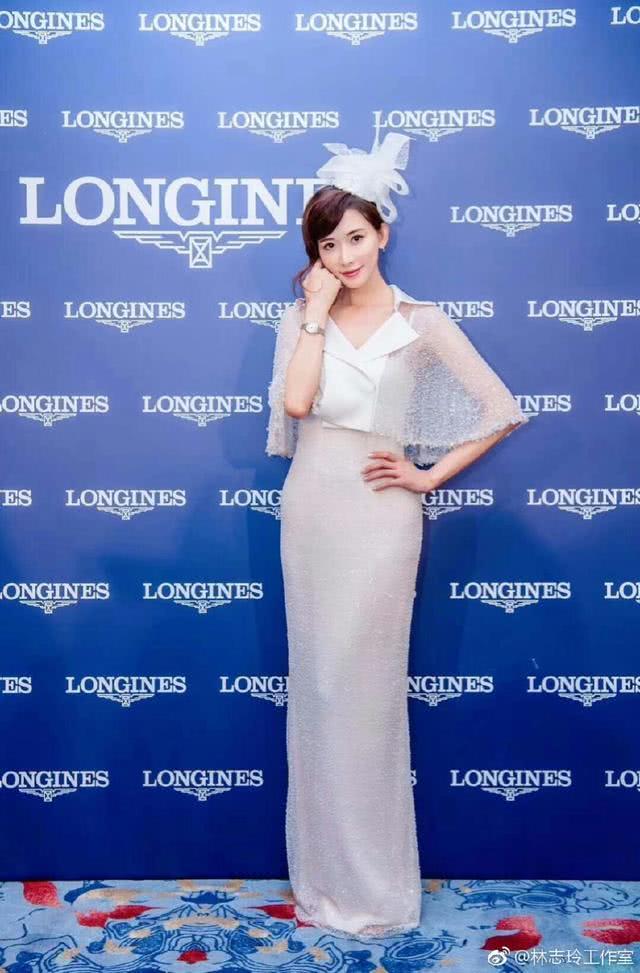 林志玲哪像43岁的女人？碎花裙＋银色高跟鞋，这身材保持得太好