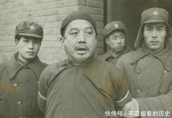 此人被称为 天津教父 ,与上海滩黄金荣齐名,后罪