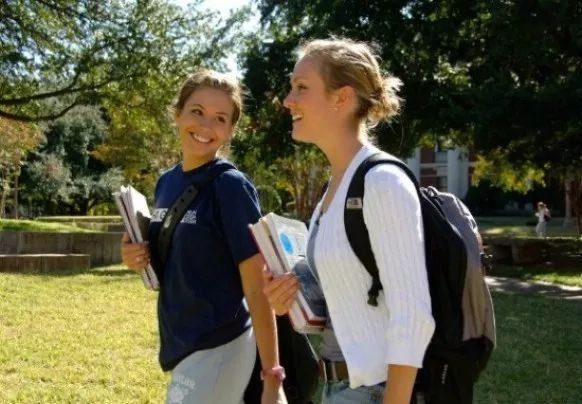 美国这些谣言非常可怕，我们中国人千万别再被蒙骗了