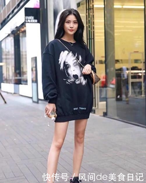 「美女」街拍美女:身材曼妙的短裙小姐姐,成熟韵味,回头率十足!