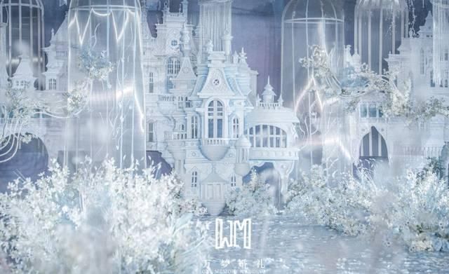  『蓝色』在冰蓝色的世界里，上演我们的冰雪奇缘，春天里特别的冰雪婚礼
