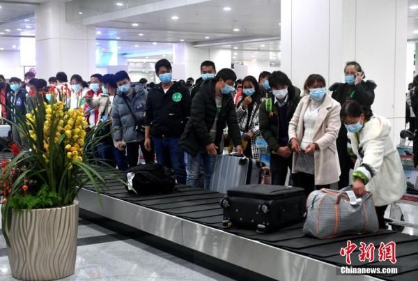  免费|300多名务工人员免费乘包机回福州返岗