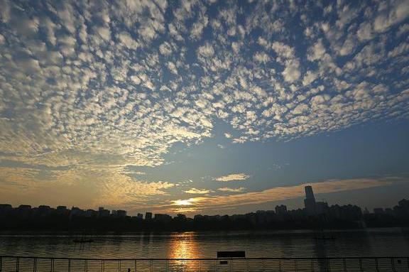 中国6大汽车名城, 第6是十堰, 第1是长春