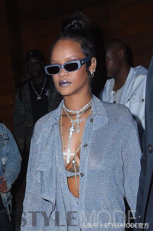 会带墨镜的姑娘，拍照都不用美颜的！