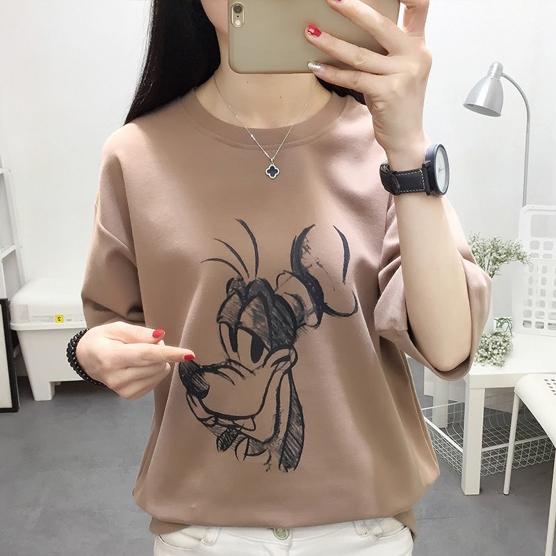 女人尽量不要T恤配短裤!太土，学下面女人这样穿，减龄又洋气