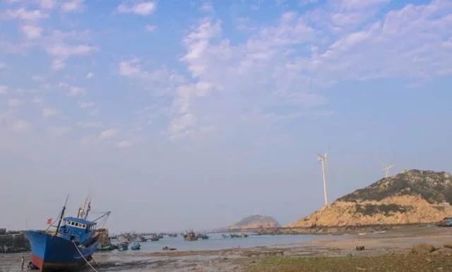 一定要来这里一趟,当你吹着习习的海风,听着美妙的海浪声时