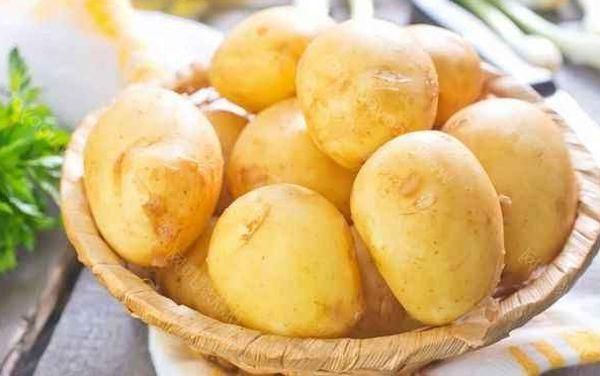 马铃薯每天这样吃，大肚腩悄悄变平了，3天就能看见效果