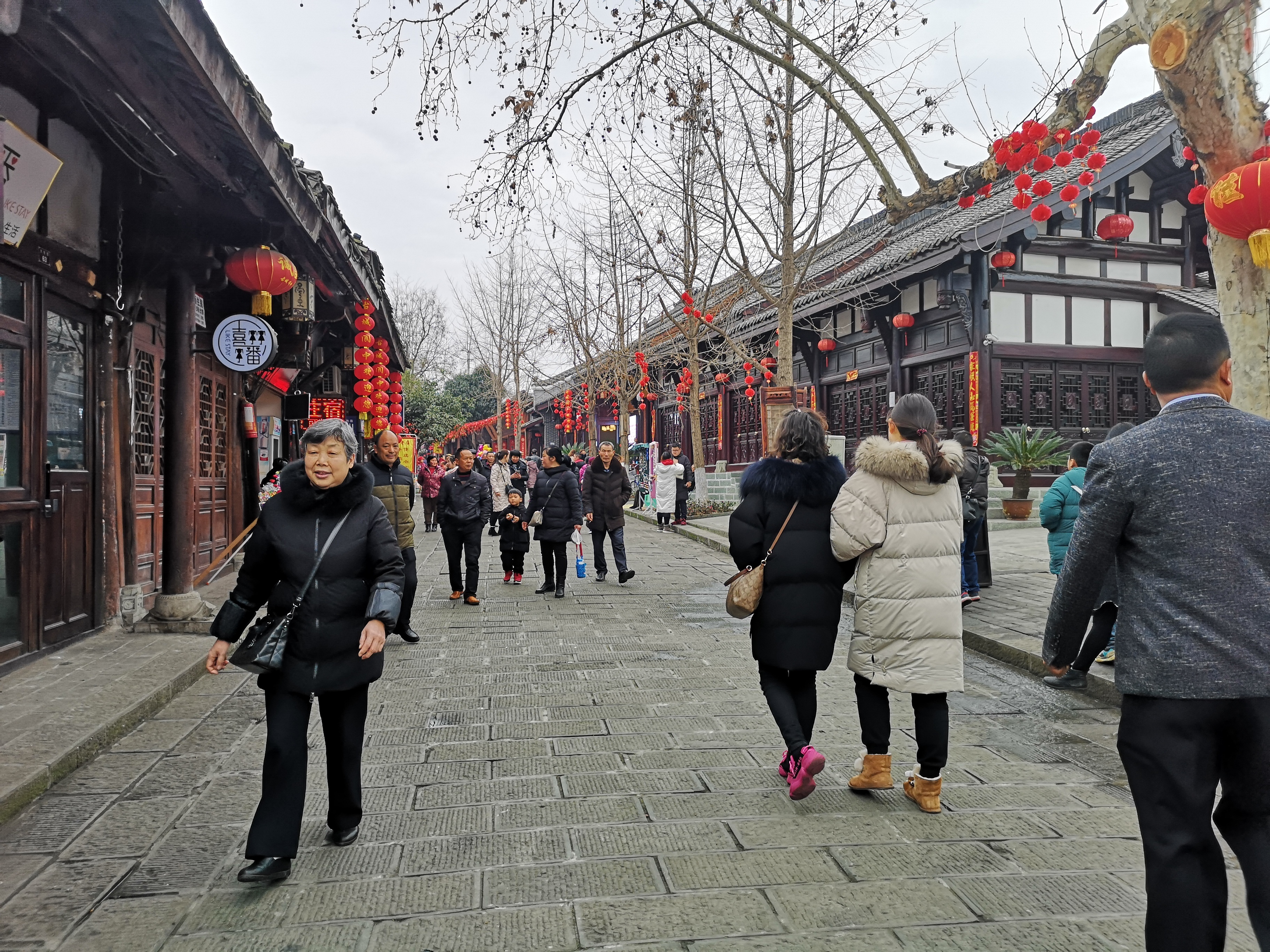 四川有座城,已2300多年,张飞曾在此镇守,是“中国春节文化之乡