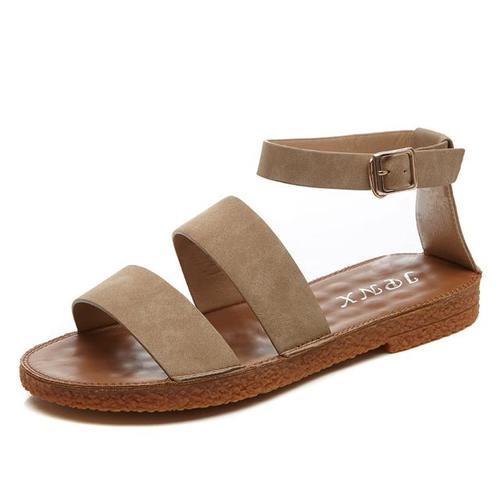 夏日穿裙子不想穿高跟鞋，就穿新款凉鞋，比高跟鞋还要舒适