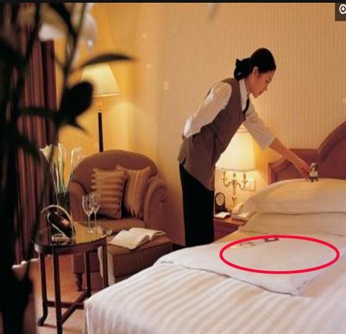 做安检小姨提醒：不管到哪游，这几样随身带不能少，尤其是中老年