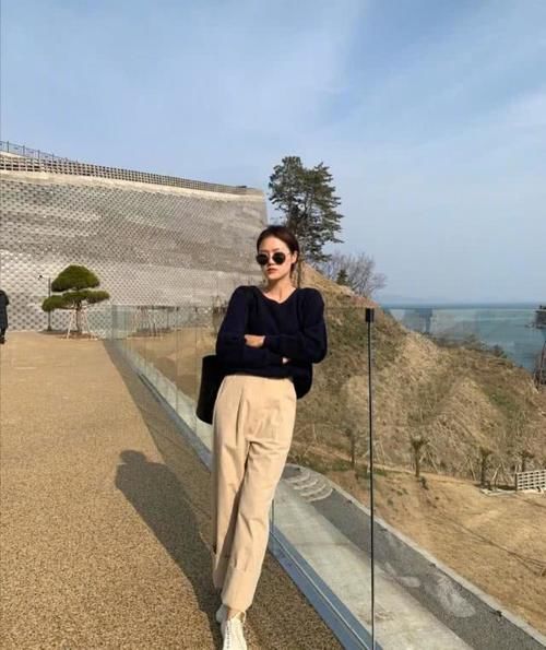  『气质』长腿更显气质！韩国博主亲自示范凸显大长腿的穿搭，秒变小心机