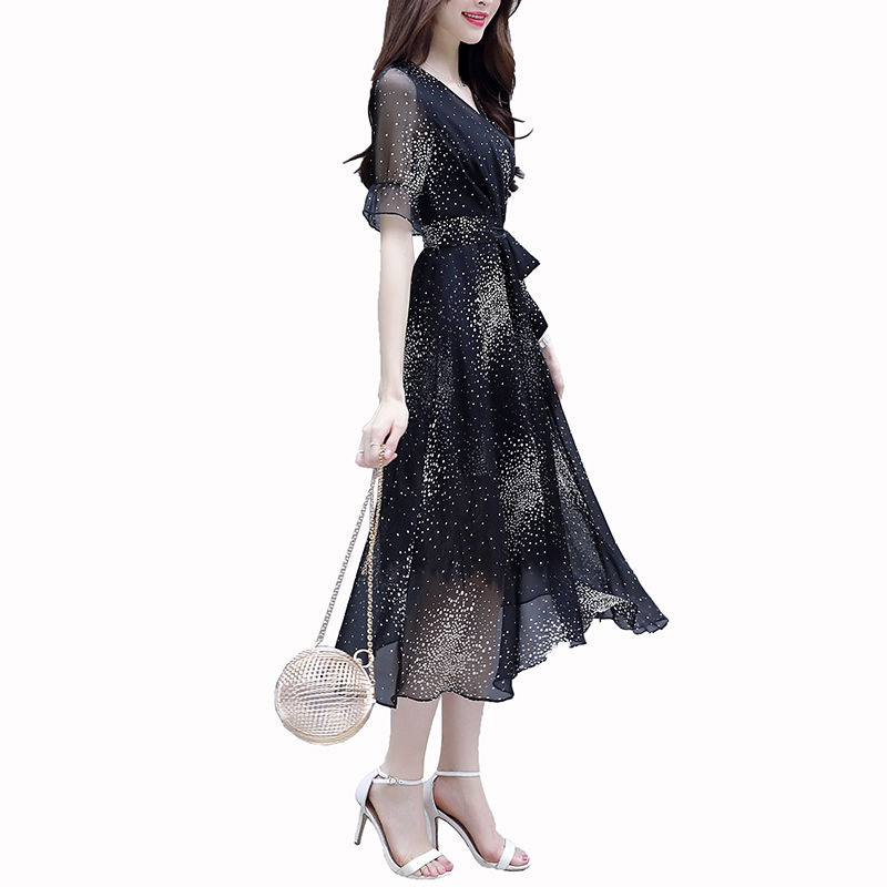 如此“勾魂裙”，比流氓装还辣眼睛，知性而典雅，连老外都痴迷