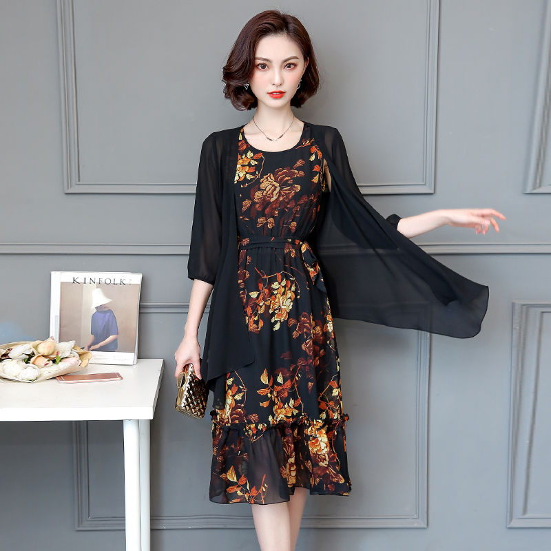 9月秋季后，高贵优雅的外套+连衣裙大火后，巨美巨有气质