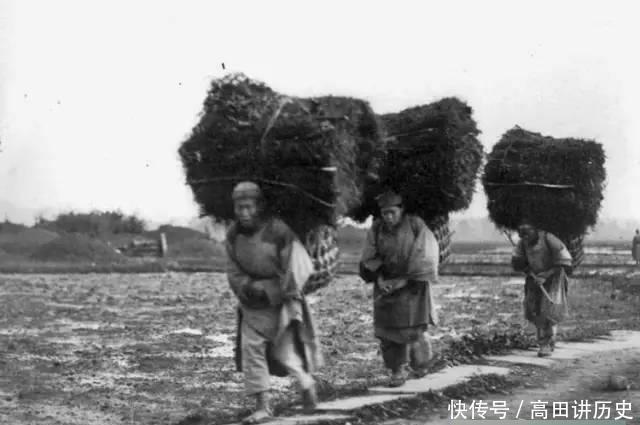 百年前真实农村人生活老照片, 比电视上演的贫苦多了, 令人心酸!