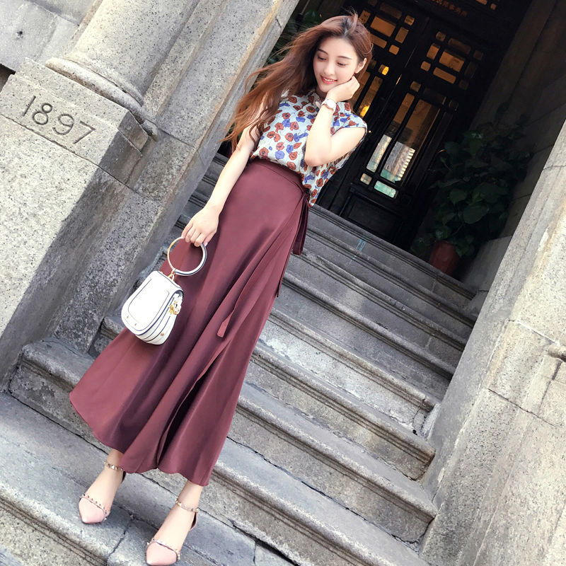 有一种“欧货”裙，不仅洋气还高雅，53岁老婆穿，美得一愣一愣