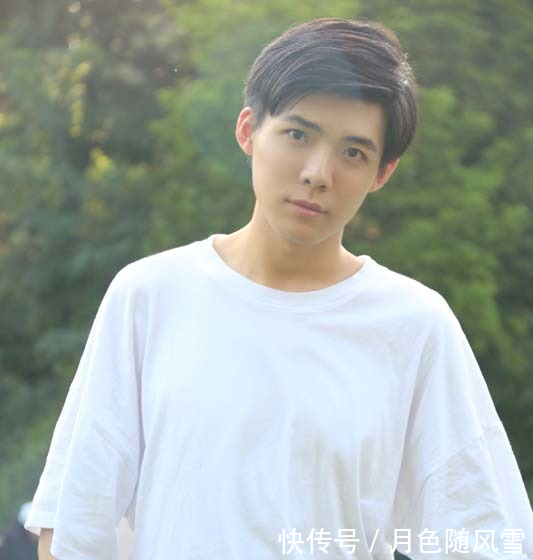 《小情书》上线3天破350万,暖心男主李林博档