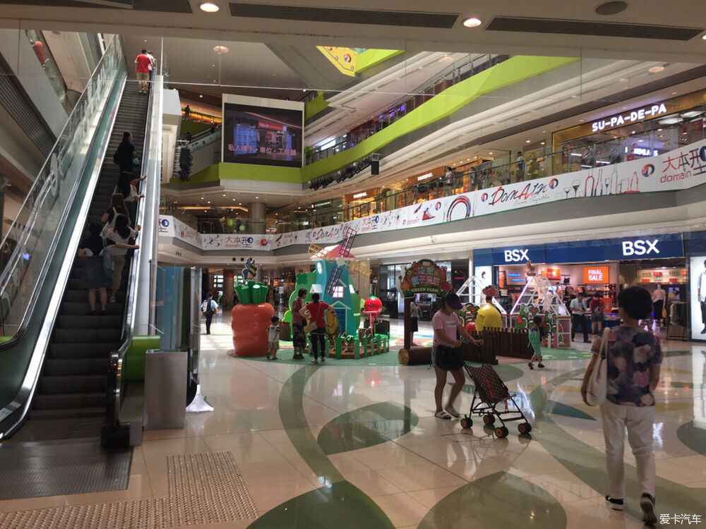 一个香港普通家庭的一天