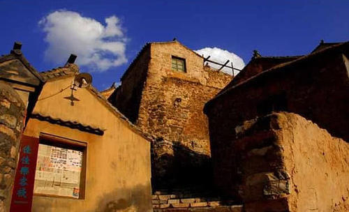 中国这村名字最“刁难”人，第一个字有30画，考古专家也难写对