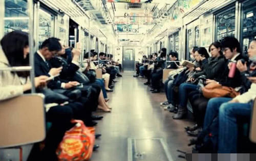  【座位】日本人最有礼貌，但是在地铁公交上，他们为什么不给老