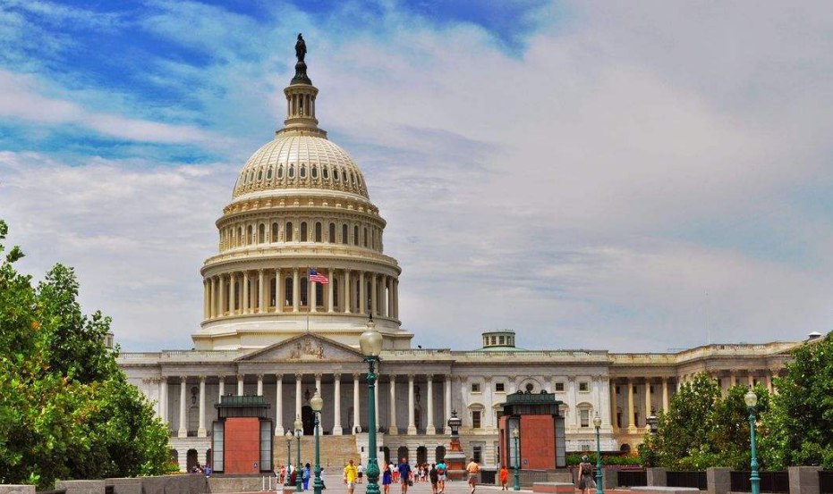 美国270多家商业组织发表联名信 限制总统征收