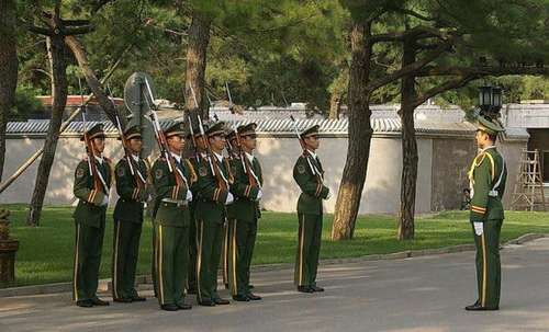 中国最出名的宾馆，有武警24小时站岗，但不是有钱就能入住的