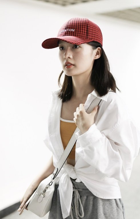 李沁的热裤美腿,宛如仙女