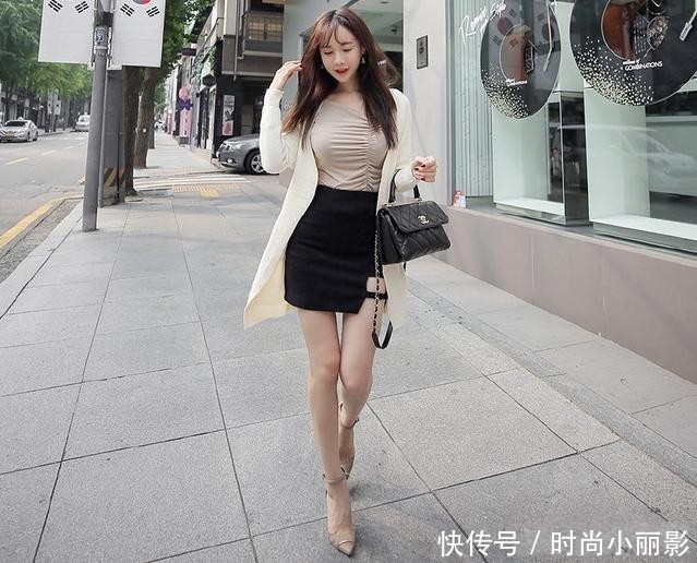 时尚搭配：甜美气质美女包臀裙的穿搭，展现出优美多姿的迷人风情