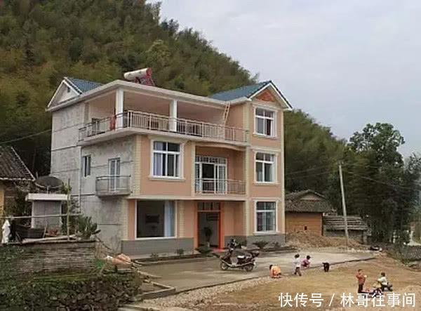 农村的房子没什么人住, 回乡建房还值不值 农民工说出了实情