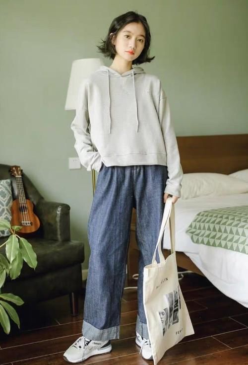  「阔腿裤」建议大家不要穿九分裤，太low！学“正反翻折法”，超显高