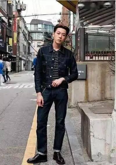  「不合身」20岁+男人春天穿搭指南：远离不合身、鲜艳、款式老旧